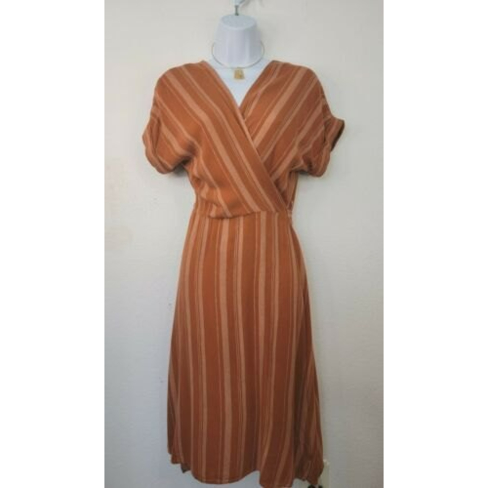 Final Touch Wrap Around Dress Size  M Striped Orange